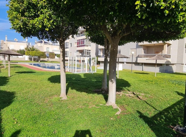 Resale - Townhouse - Torrevieja - Aguas Nuevas