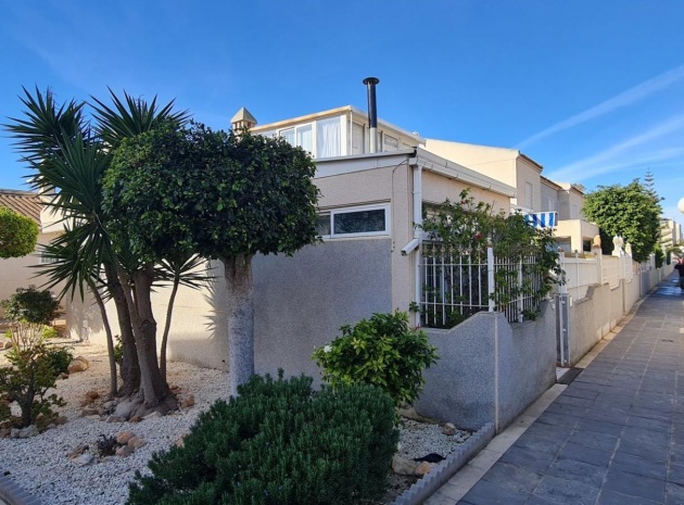 Resale - Townhouse - Torrevieja - Aguas Nuevas