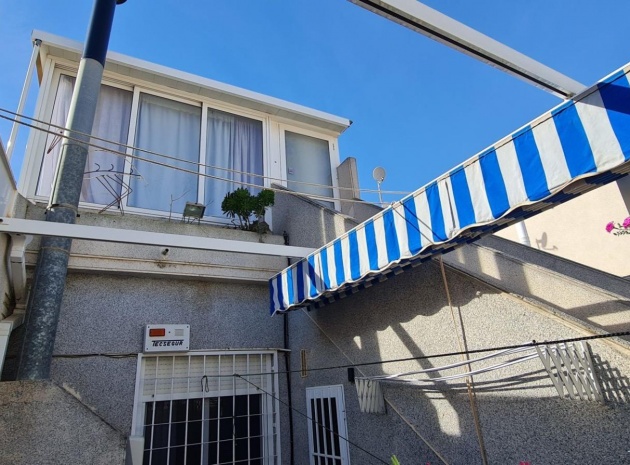 Resale - Townhouse - Torrevieja - Aguas Nuevas