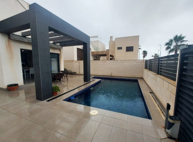 Revente - Villa - Ciudad Quesada - Pueblo Bravo
