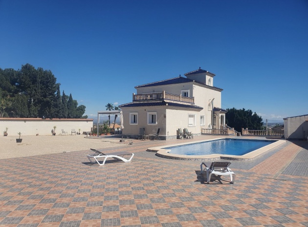 Resale - Villa - Algorfa