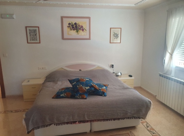 Resale - Villa - Algorfa