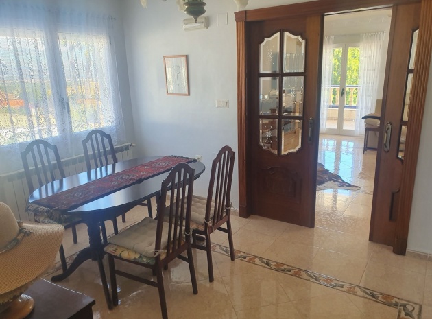 Resale - Villa - Algorfa
