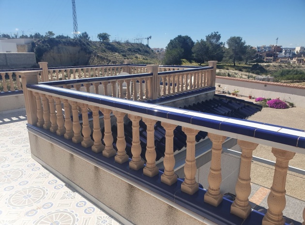 Resale - Villa - Algorfa