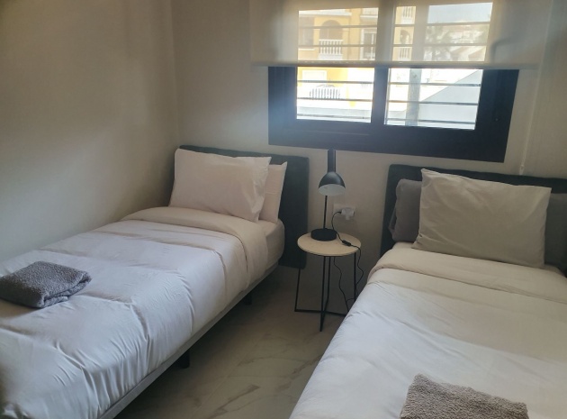 Resale - Apartment - Villamartin - Res. Aire