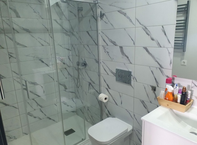 Resale - Apartment - Villamartin - Res. Aire