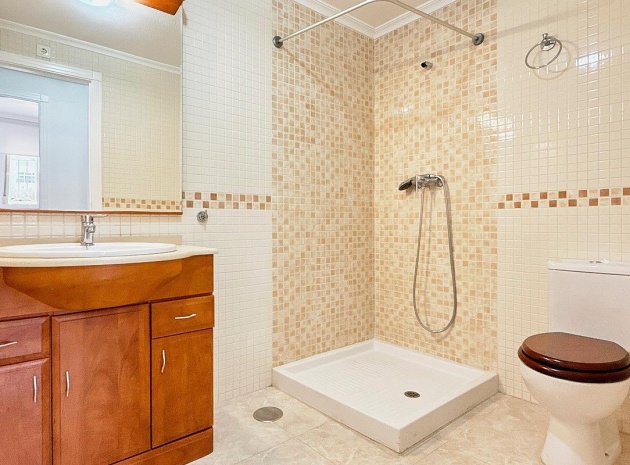 Resale - Apartment - Playa Flamenca - Laguna Golf