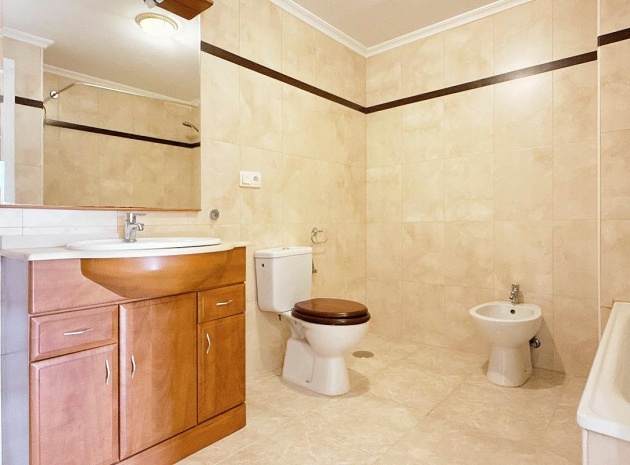 Resale - Apartment - Playa Flamenca - Laguna Golf