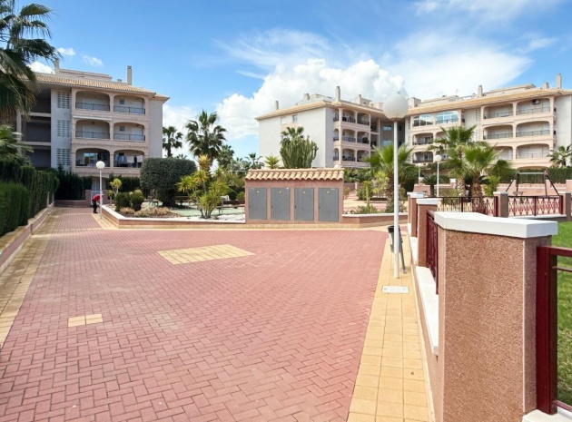 Resale - Apartment - Playa Flamenca - Laguna Golf