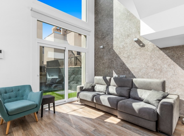 Resale - Villa - Ciudad Quesada - pueblo bravo