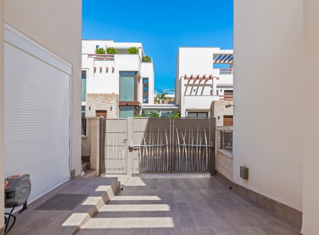 Resale - Villa - Ciudad Quesada - pueblo bravo