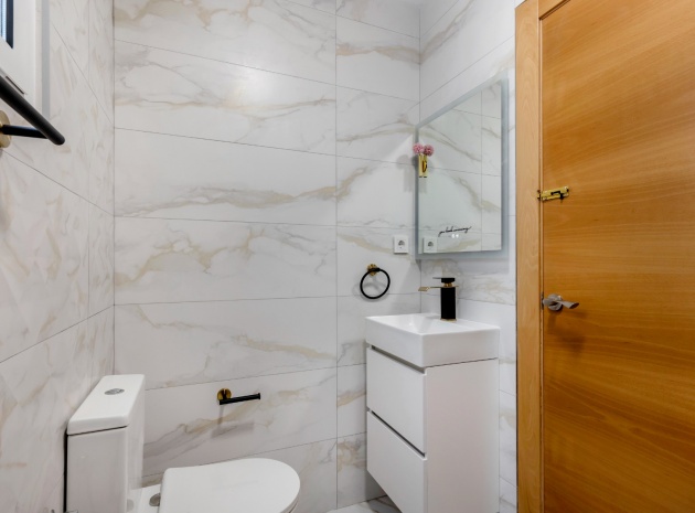 Resale - Apartment - Torrevieja - Playa Del Cura