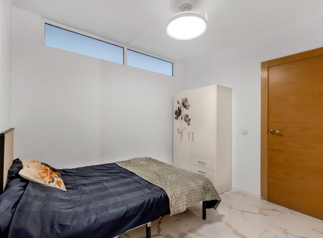 Resale - Apartment - Torrevieja - Playa Del Cura