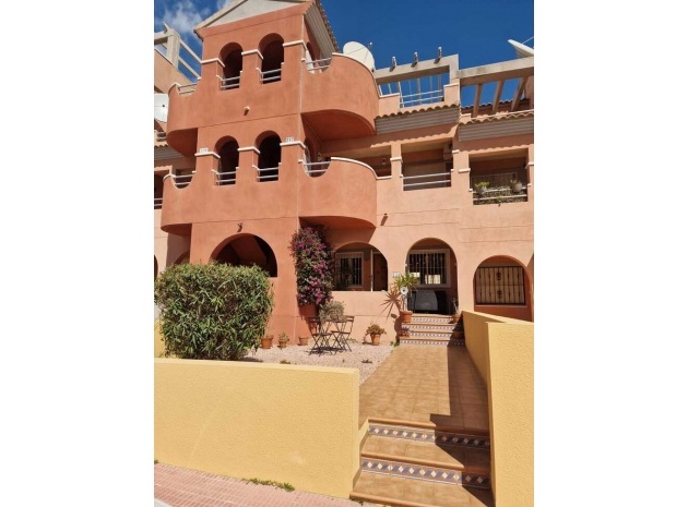 Återförsäljning - Lägenhet - Villamartin - Marbella Golf