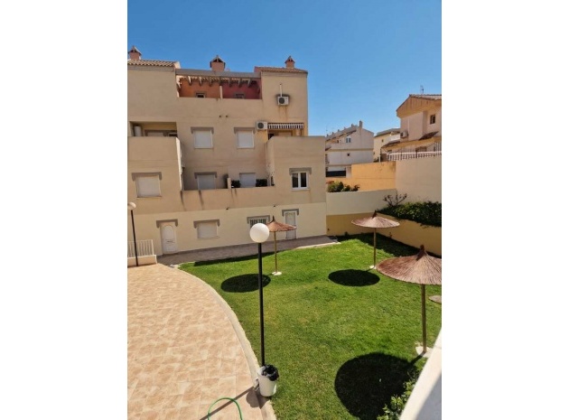 Återförsäljning - Lägenhet - Villamartin - Marbella Golf