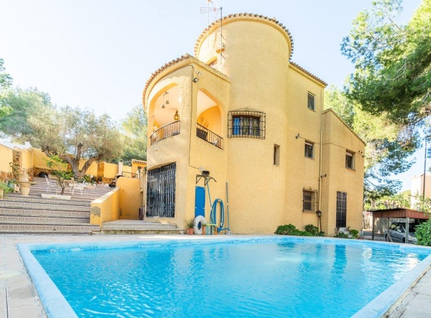 Resale - Villa - Orihuela Costa - Villamartin
