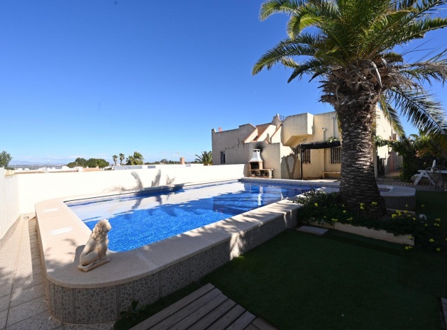Resale - Casa - Torrevieja - Los balcones