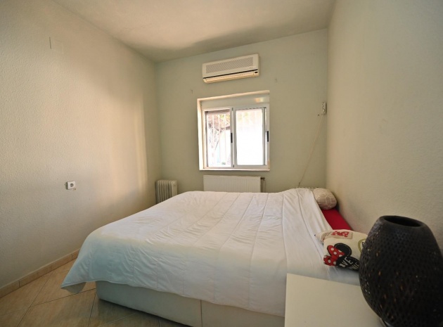 Resale - Casa - Torrevieja - Los balcones