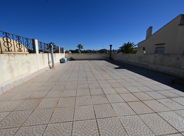 Resale - Casa - Torrevieja - Los balcones