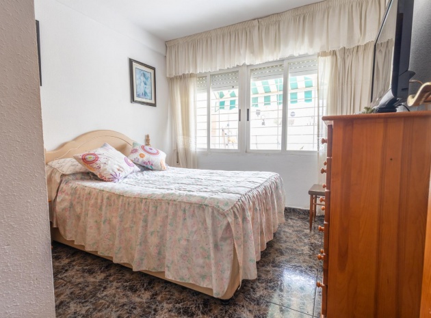 Resale - Villa - Torrevieja - torreta III