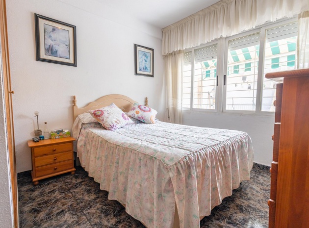 Resale - Villa - Torrevieja - torreta III