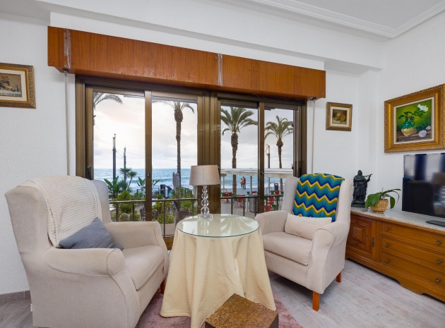 Resale - Apartment - Torrevieja - Piscinas naturales