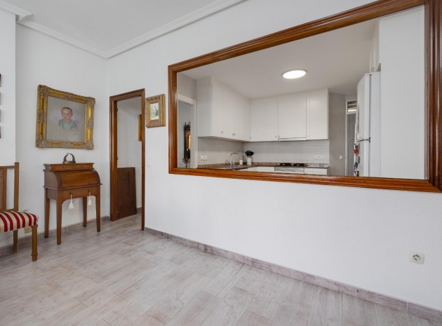 Resale - Apartment - Torrevieja - Piscinas naturales
