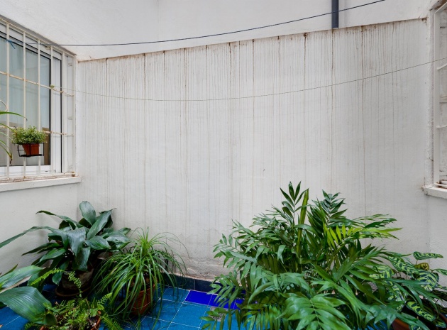 Resale - Apartment - Torrevieja - Piscinas naturales