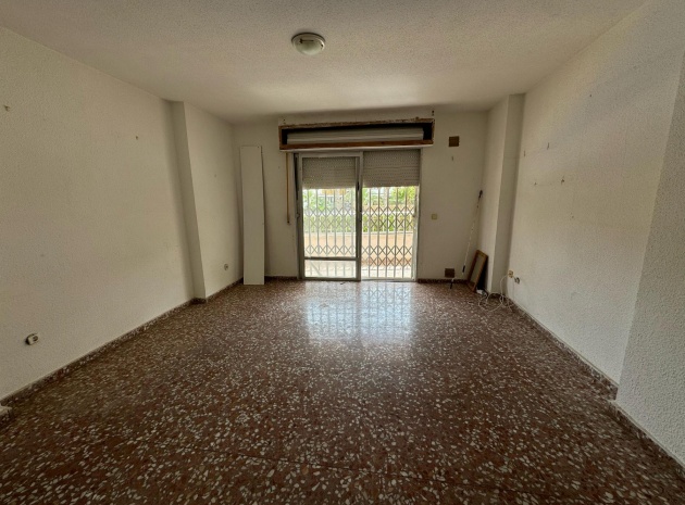 Resale - Apartment - Torrevieja - Punta Prima