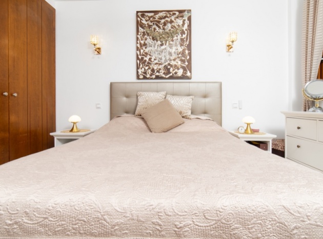 Revente - Appartement - Punta Prima