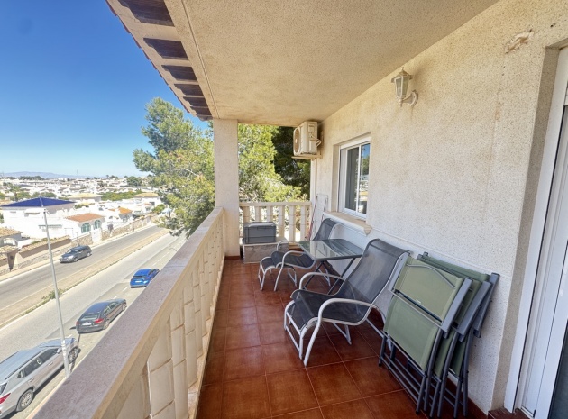 Resale - Apartment - Villamartin
