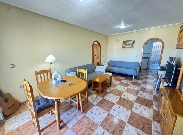 Resale - Apartment - Villamartin