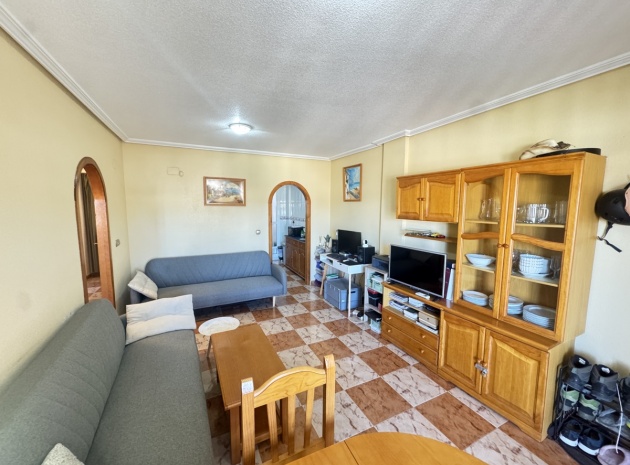 Resale - Apartment - Villamartin