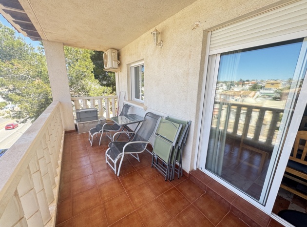 Resale - Apartment - Villamartin