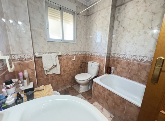 Resale - Apartment - Villamartin