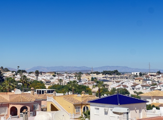 Resale - Apartment - Villamartin