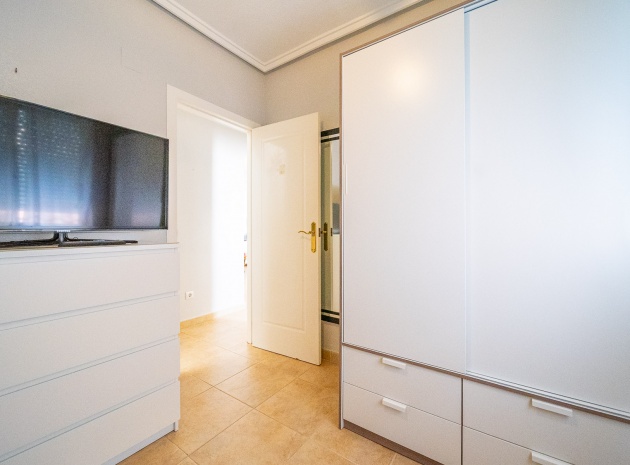 Återförsäljning - Villa - Torrevieja - Aguas Nuevas
