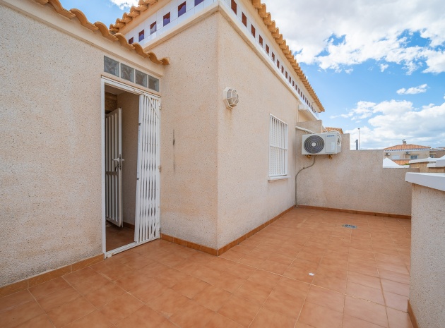 Återförsäljning - Villa - Torrevieja - Aguas Nuevas