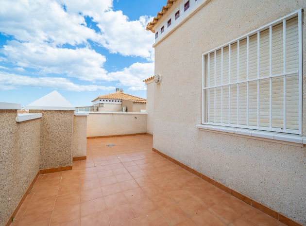 Återförsäljning - Villa - Torrevieja - Aguas Nuevas