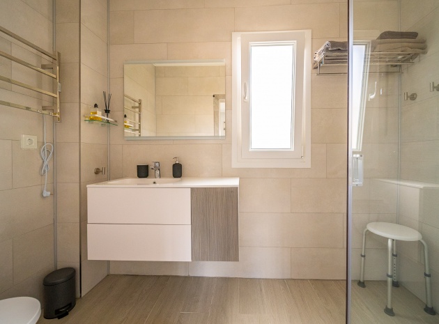 Återförsäljning - Villa - Torrevieja - Aguas Nuevas