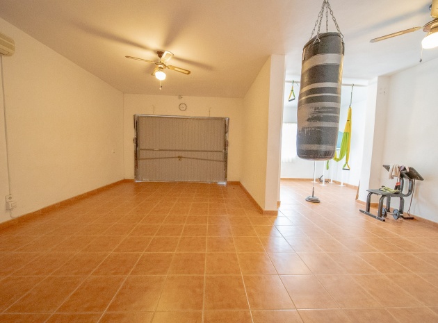 Resale - Villa - Villamartin - Los Dolses