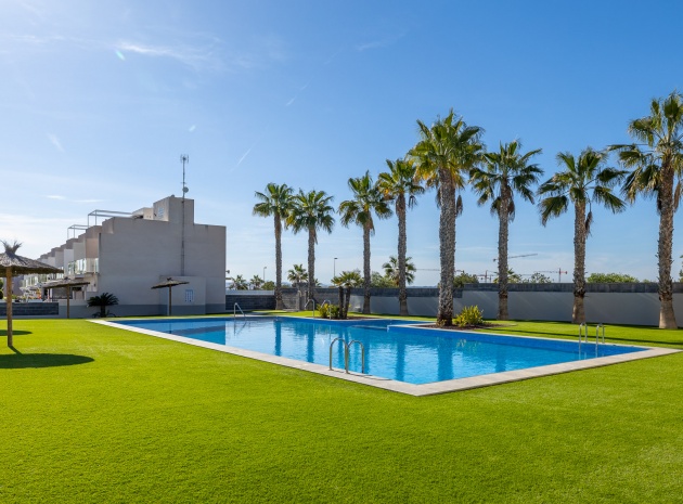 Återförsäljning - Radhus - Torrevieja - Aguas Nuevas