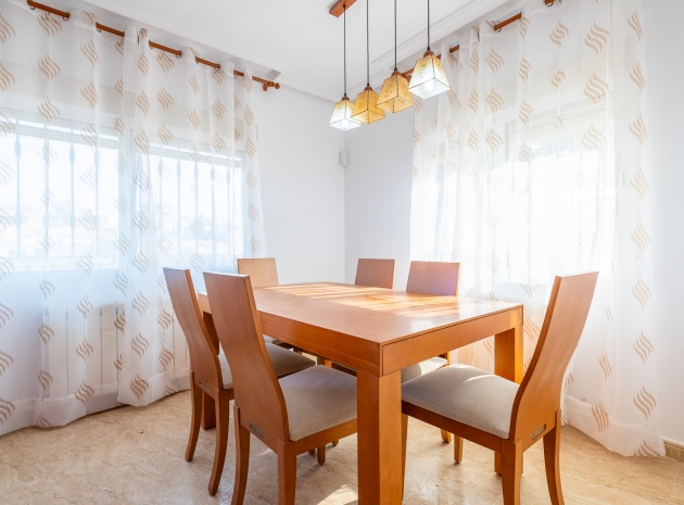 Revente - Villa - Torrevieja - Los balcones