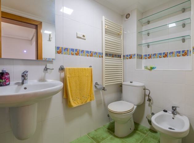 Revente - Villa - Torrevieja - Los balcones
