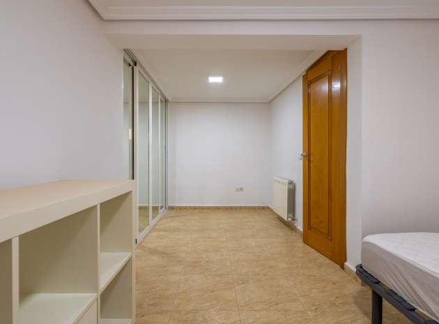 Revente - Villa - Torrevieja - Los balcones