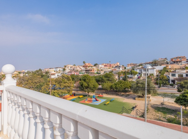 Revente - Villa - Torrevieja - Los balcones