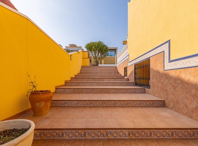 Revente - Villa - Torrevieja - Los balcones