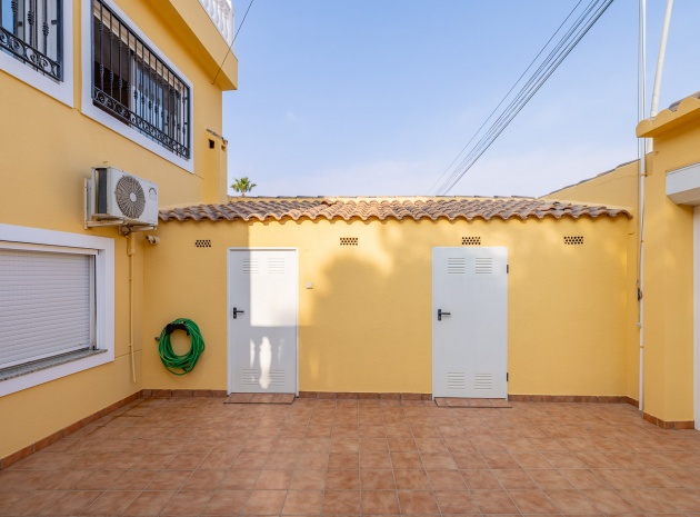 Revente - Villa - Torrevieja - Los balcones