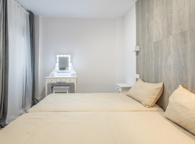 Revente - Appartement - Torrevieja - Beachside Torrevieja