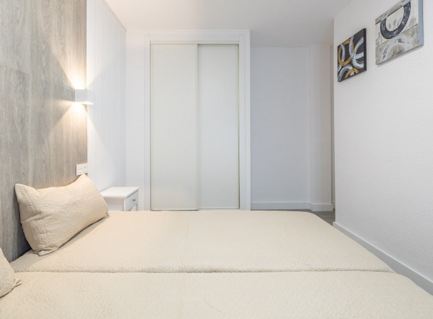 Revente - Appartement - Torrevieja - Beachside Torrevieja